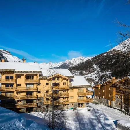 Apartment Des Neiges C - 4 - Pied De Pistes, Service Hotelier Inclus Mae-2583